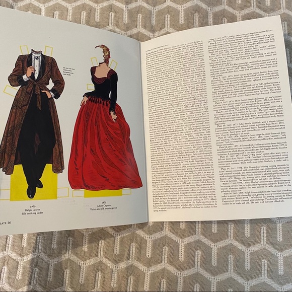 Paper doll book fashion of the 1970’s - Picture 5 of 10